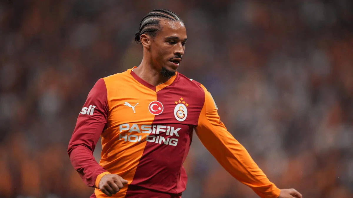 范德法特：萨内的发展太可惜了，他葬送了自己的职业生涯