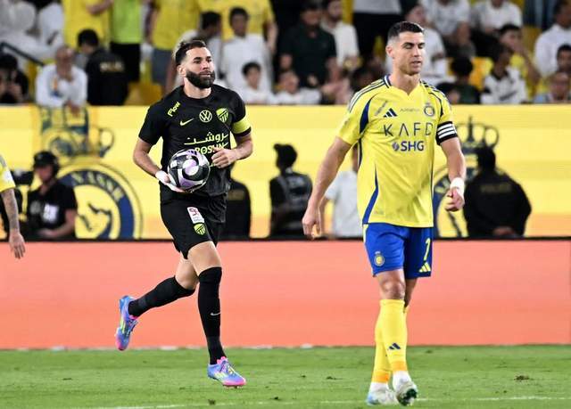 玩法-C罗罢赛真相出炉：自己人被架空，球队引援被对手干扰叫停