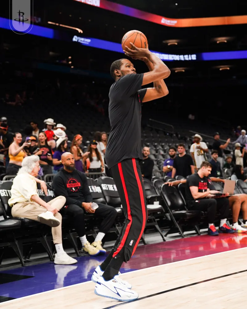 百家乐游戏-战旧主！火箭社媒分享杜兰特赛前全情投入训练的瞬间